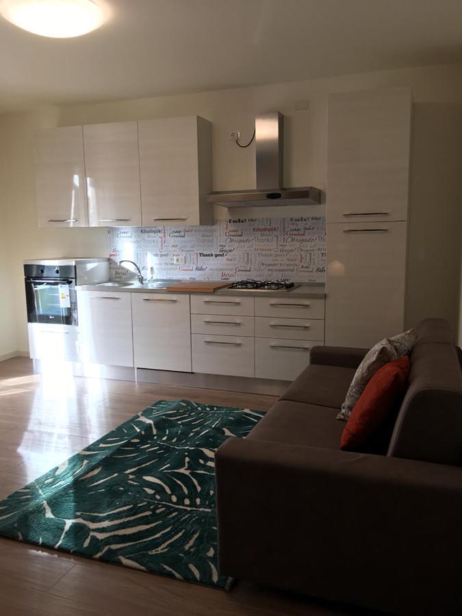 Residenza Elena Rimini Exterior foto
